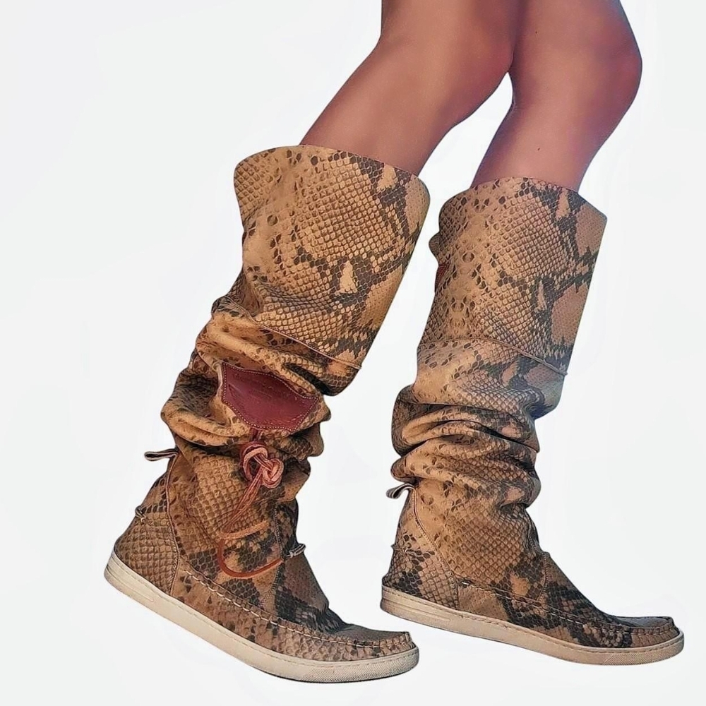 El Vaquero Italian Leather Scrunch Moccasin Boots